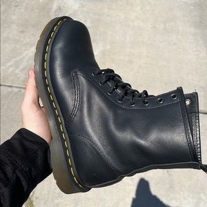 1460 Womens Smooth Leather Doc Martens